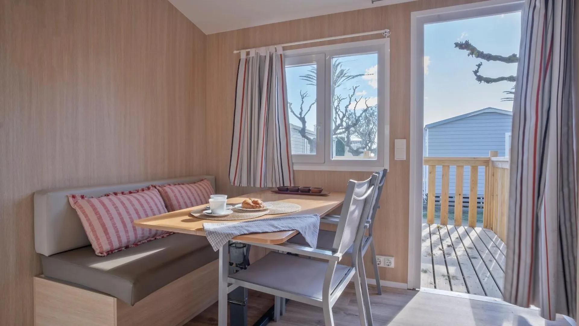 Campsite Camping Castell Mar Empuriabrava
